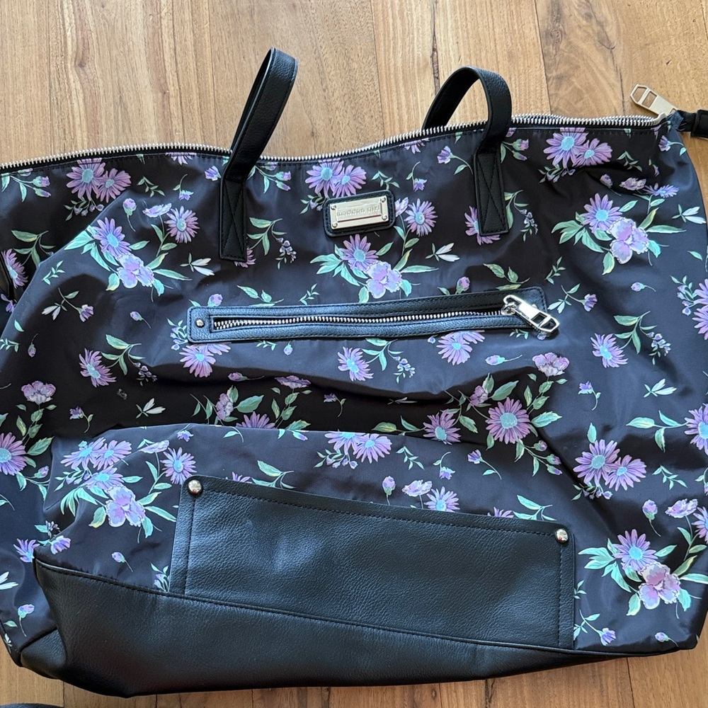 Madden girl Floral Black overnight tote bag